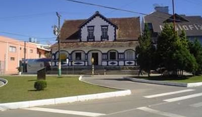 Porta Sanfonada em Blumenau e SC em Lontras